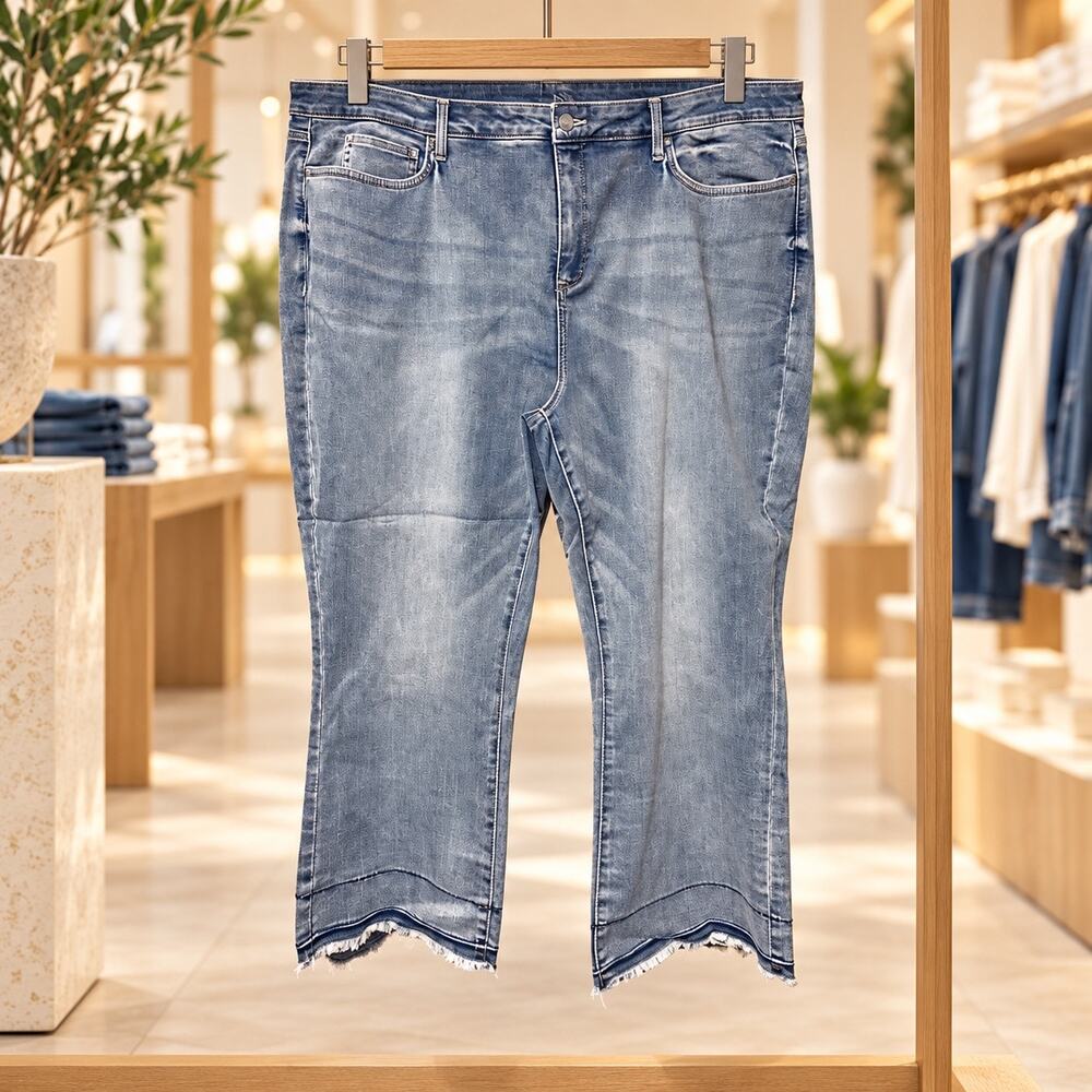NYDJ Barbara Bootcut Ankle Jeans 26W State Blue Curved Frayed Hem NWT Casual Fun